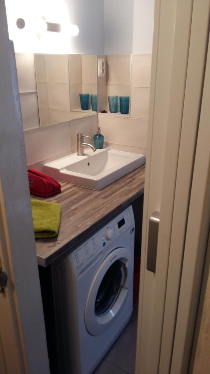 Home Away Apartment บูดาเปสต์ ภายนอก รูปภาพ